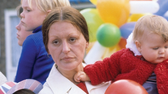 Christine Hargreaves as Pauline in The Spongers